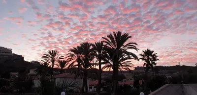 Amanecer o atardecer desde la casa o chalet o alrededores