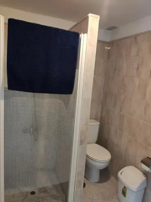 Un baño de Prívate bungalow a 200 meters to Yumbo center