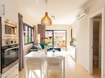 Una cocina o zona de cocina en Casas Meloneras by VillaGranCanaria