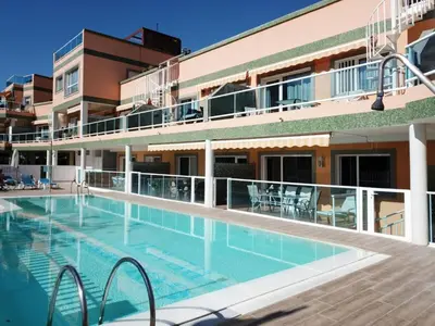 Piscina en o cerca de Golden Beach n 12, top floor apartment with private roof terrace by El Sirocco