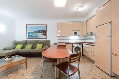 Plano de Las Canteras Beach 2BR 2BA Familiar 5pax