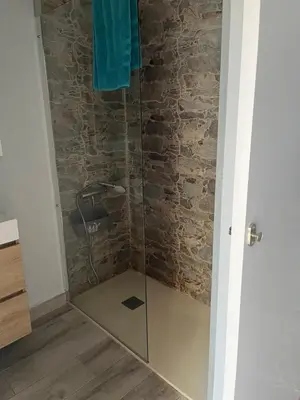 Un baño de La Cascada 410