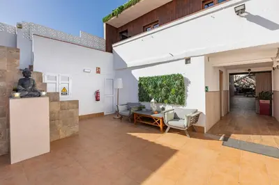 Zona de estar de VALTISYA POOL AND AIRPORT