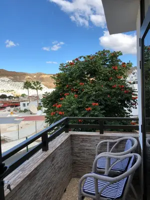 Un balcón o terraza de Casa Feliz en el complejo Las Fresas