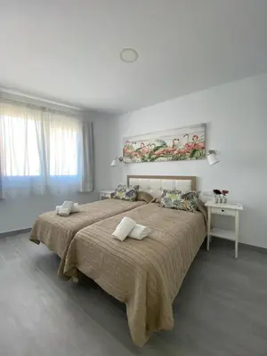 Cama o camas de una habitación en Billy's Marina 360 with pool access