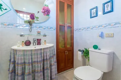 Un baño de Casa Pilar con piscina