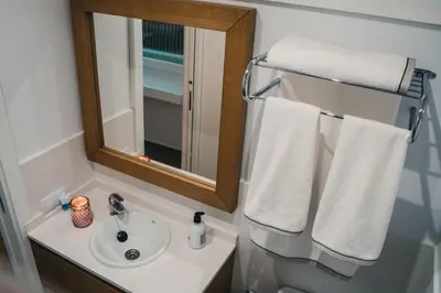 Un baño de Canteras HR