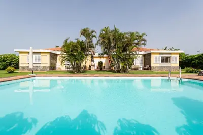Piscina en o cerca de Bungalows Cordial Macaro Beach
