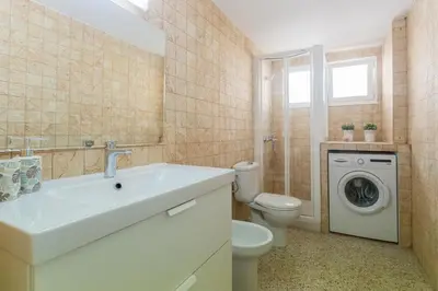 Un baño de Cozy Apartment in Salinetas Beach.