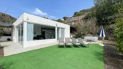 Paisaje cerca of this country house