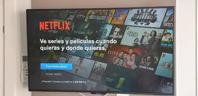Una televisión o centro de entretenimiento en Hotel Apartamento Bajamar