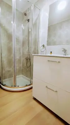 Un baño de APARTAMENTO BONITO 103 by CASAS COCODRILO