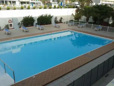 Piscina en o cerca de 5 min walk from Yumbo! 517
