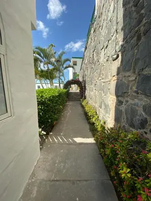 Plano de SEA VIEW 2BR TOPLOCTAION Heated pool 5 min to beach