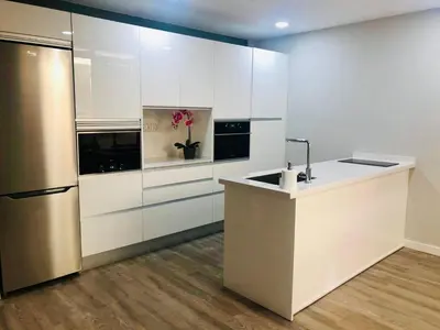 Una cocina o zona de cocina en Las Canteras 7Urbe