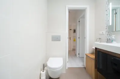 Un baño de Bonito Bungalow a pocos metros de la playa