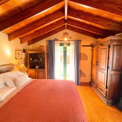 Cama o camas de una habitación en Dúplex de invitados en medio del bosque