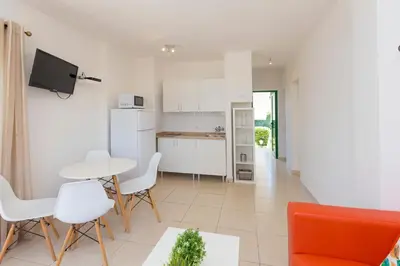 Una cocina o zona de cocina en Apartamento Jumilla Vista Mar 23