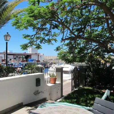 Un balcón o terraza de Little Venice Apartment in Puerto de Mogan by El Sirocco