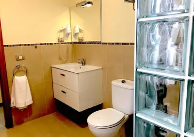 Un baño de Apartamentos La Puntilla Mogan