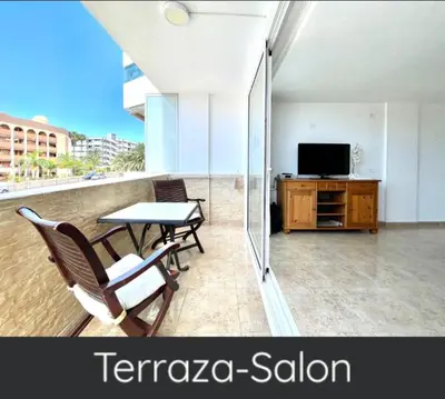 Una televisión o centro de entretenimiento en Yánez Sweet Apartment 312 Playa delInglés Maspalomas