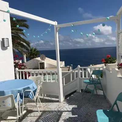 San Agustín Seaviews and flowers