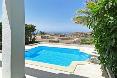 Piscina en o cerca de Salobre Golfers 12