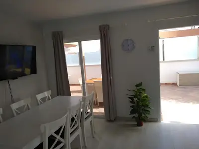 Una televisión o centro de entretenimiento en Villa maravillosa