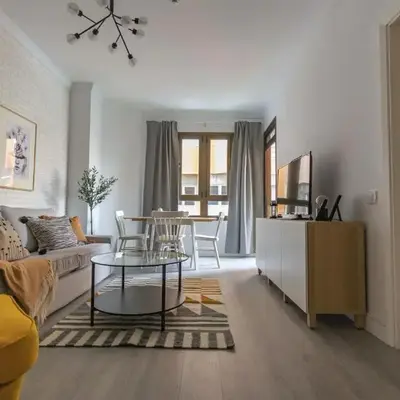 City center nearby the beach +3Bed +2Bath +Wifi