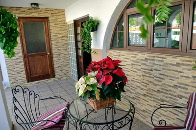 Un patio o zona al aire libre en Lagaete Duplex