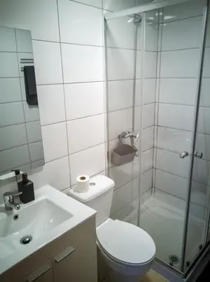 Un baño de Cathedral Studio