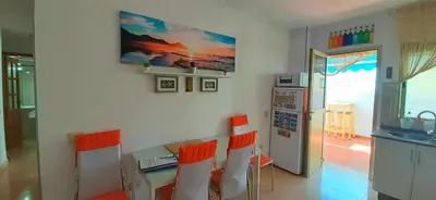 Una cocina o zona de cocina en 5 minutes close by Playa del Inglés-1&2BR aptm with view & private terrace for 2 persons