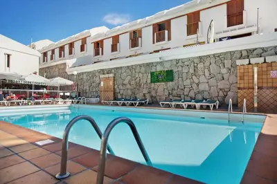 Piscina en o cerca de CityHub Vacational Home Puerto Rico Montecarlo 11