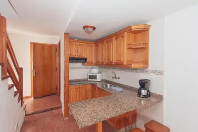 Una cocina o zona de cocina en Montecarlo Apartamento8