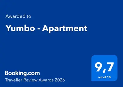 Certificado, premio, señal o documento que está expuesto en Yumbo - Apartment