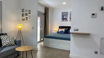 Cama o camas de una habitación en Las Canteras Beach Studio