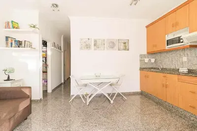 Una cocina o zona de cocina en Sun and Beach Apartment