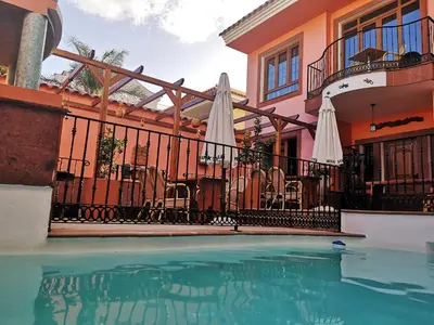 Piscina en o cerca de La Casona Canaria Boutique Home B & B