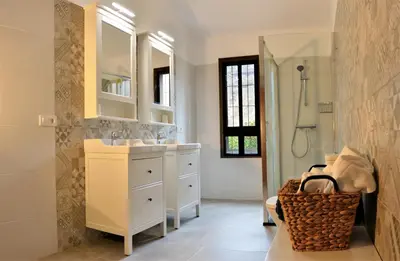 Un baño de Villa Fataga - Unique villa with heated pool