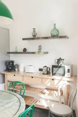 Una cocina o zona de cocina en La 68