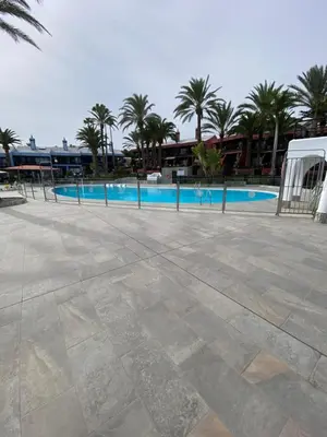 Piscina en o cerca de Bungalow frente al mar - Sun Club Playa del Aguila