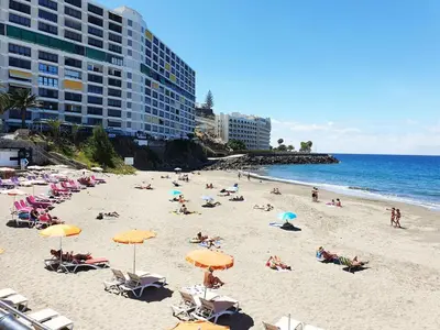 Playa de o cerca de este apartamento