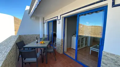 Un balcón o terraza de Sea View Apartment in Patalavaca