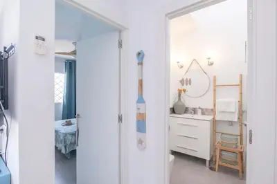 Un baño de Serenity Hawai