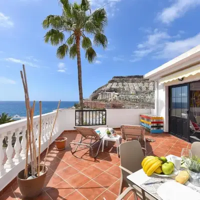 Beach Apartment in Playa del Cura 323 by VillaGranCanaria