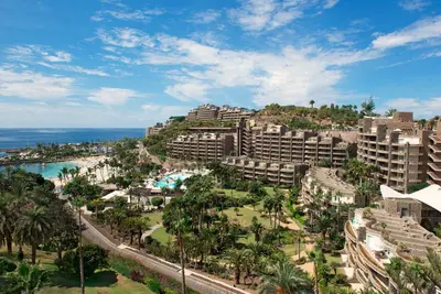 Paisaje cerca de este apartahotel