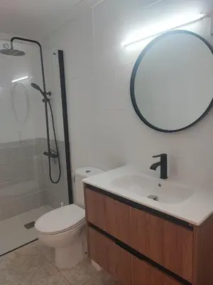 Un baño de one bedroom apartment in Playa del Ingles