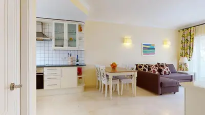 Una cocina o zona de cocina en Charmante Wohnung direkt am Meer, kostenloses WLAN