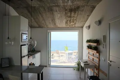 Plano de Durmiendo sobre el mar, Vivienda Los Riscos