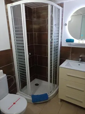 Un baño de La Villa Calypso - Vivienda Vacacional con Piscina Privada